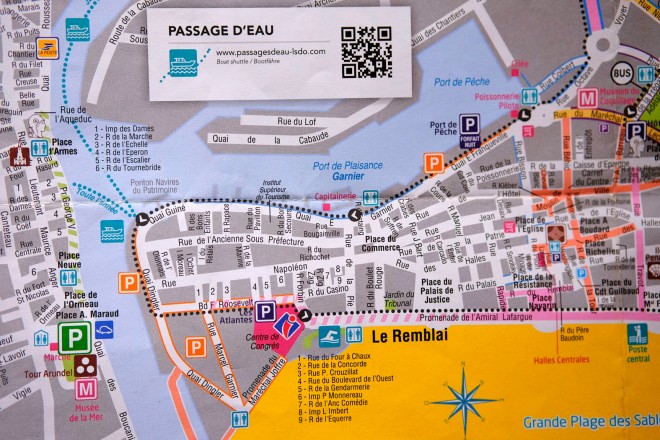 im Süden der Strand, im Norden der Hafen, im Osten La Chaume - eigentlich ganz einfach / Auszug aus dem Stadtplan, Quelle: Office de Tourisme